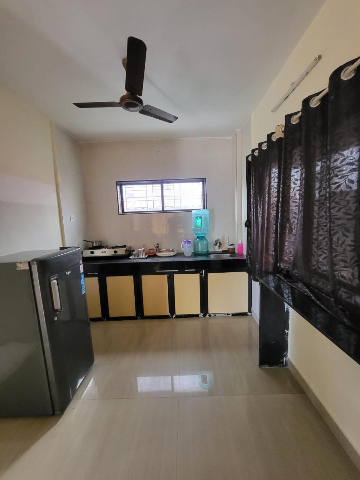 לונבלה The Perfect Stays Para Disco Big Pool Cricket Turf Villa מראה חיצוני תמונה