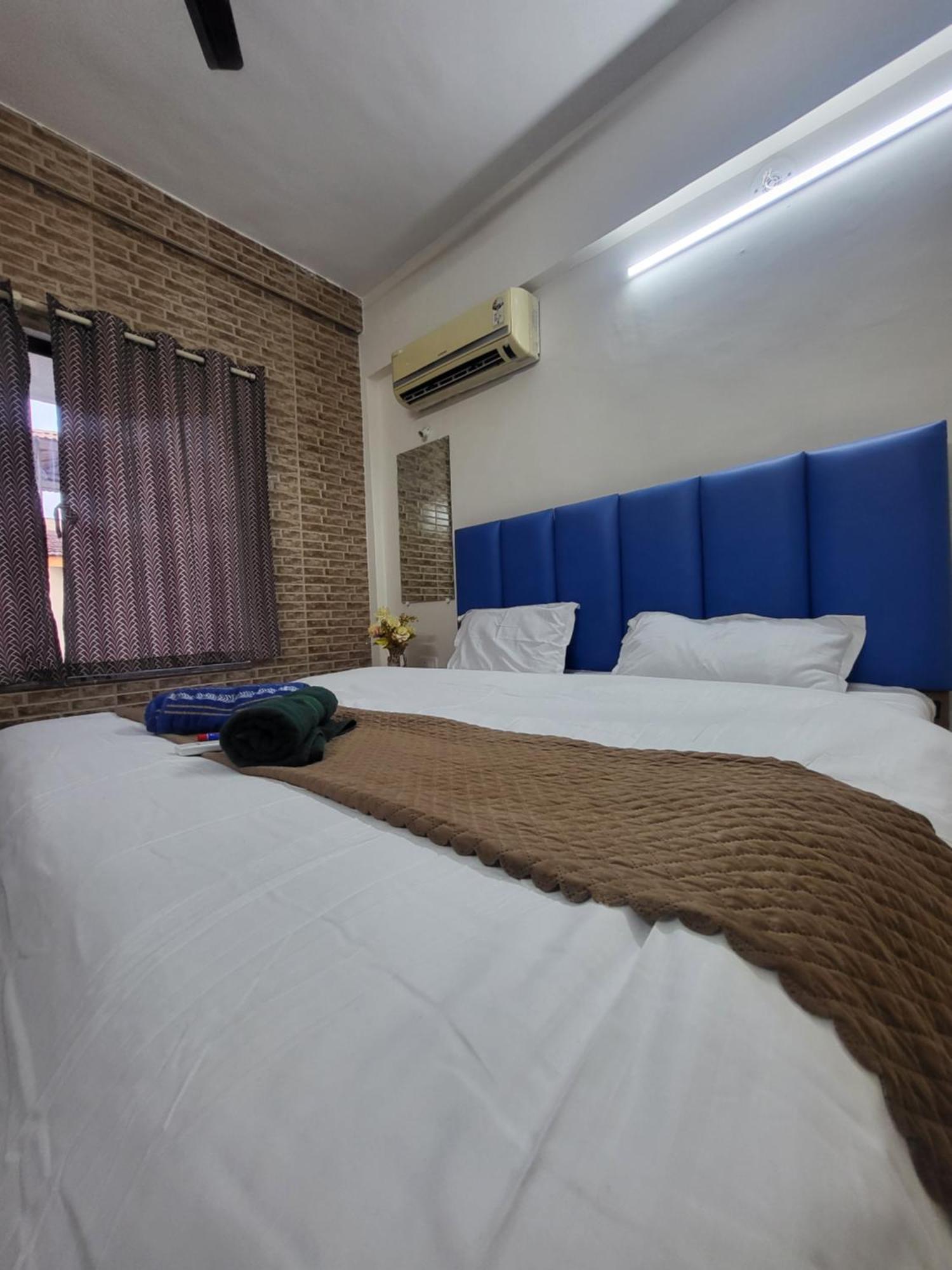 לונבלה The Perfect Stays Para Disco Big Pool Cricket Turf Villa מראה חיצוני תמונה